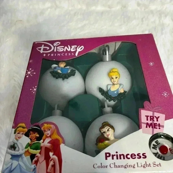 Disney Color Changing‎ light set. - Picture 8 of 14